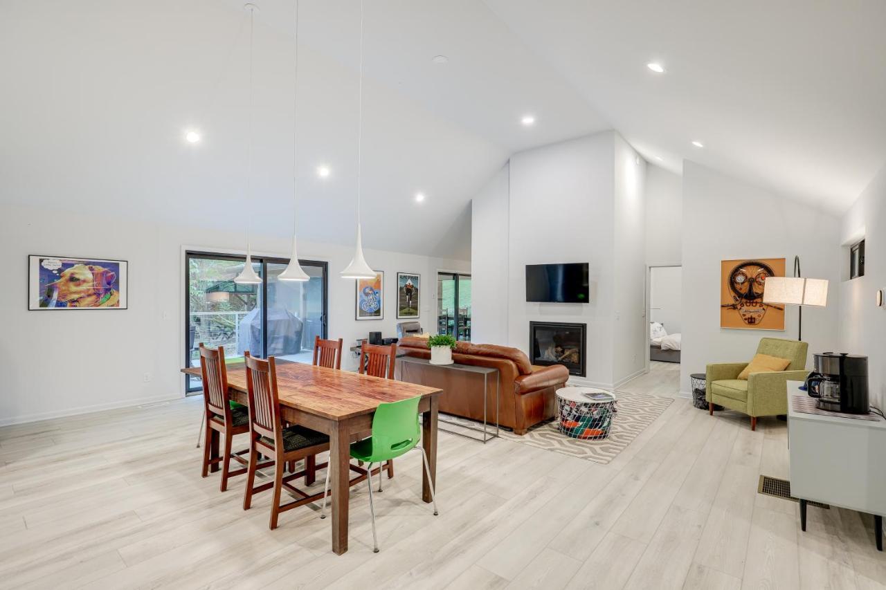 Brevard Retreat Fireplace, Deck And Screened Porch! Villa Esterno foto